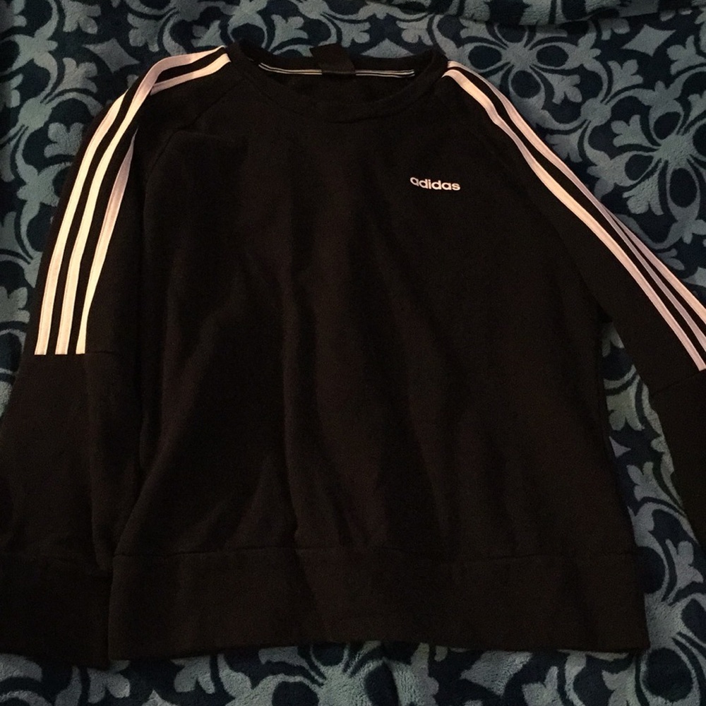 adidas sweatshirt women’s medium